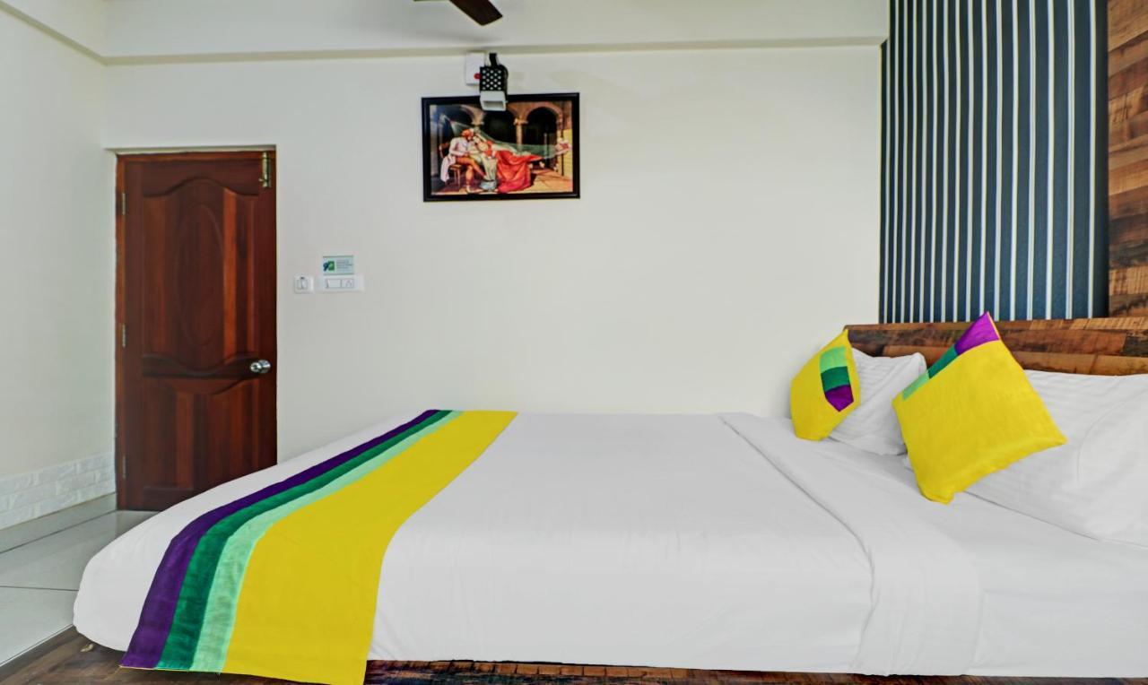 Itsy Hotels Colors Stay Chikmagalūr Buitenkant foto