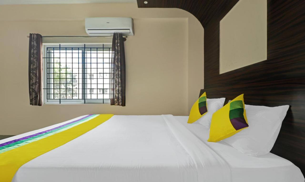 Itsy Hotels Colors Stay Chikmagalūr Buitenkant foto